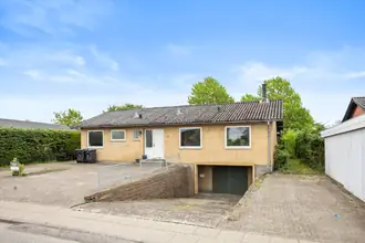 Villa på Irisvej 12, 9440 Aabybro