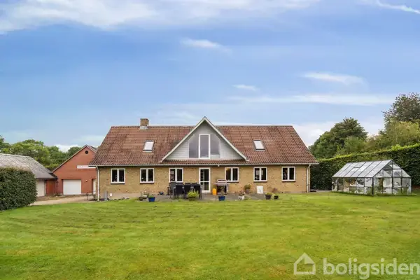 Landejendom på Mølhaugevej 7A, 8883 Gjern