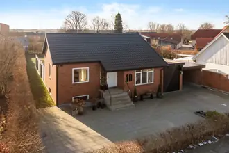 Villa på Kromarkvej 10, Tjørring, 7400 Herning