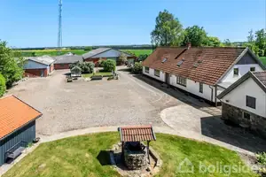 Landejendom på Bredalvej 83, 8722 Hedensted