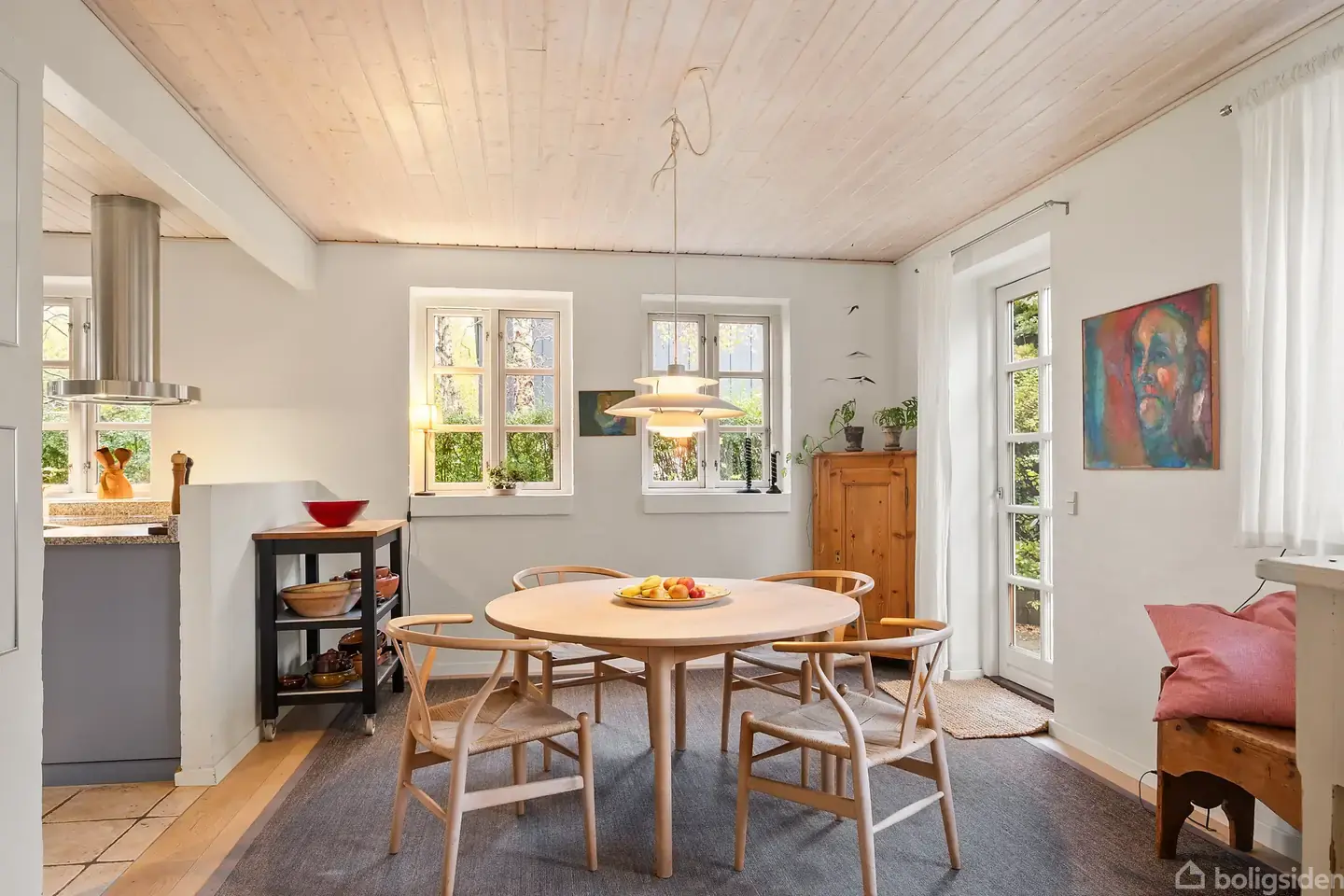 Skøn fuldmuret villa i Hørsholm med atmosfærisk have tæt på natur og by - Aanzicht 4