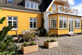 Villa på Krogholmgårdsvej 76A, Trørød, 2950 Vedbæk