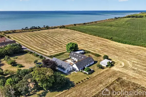 Landejendom på Østervangsvej 1, 4583 Sjællands Odde