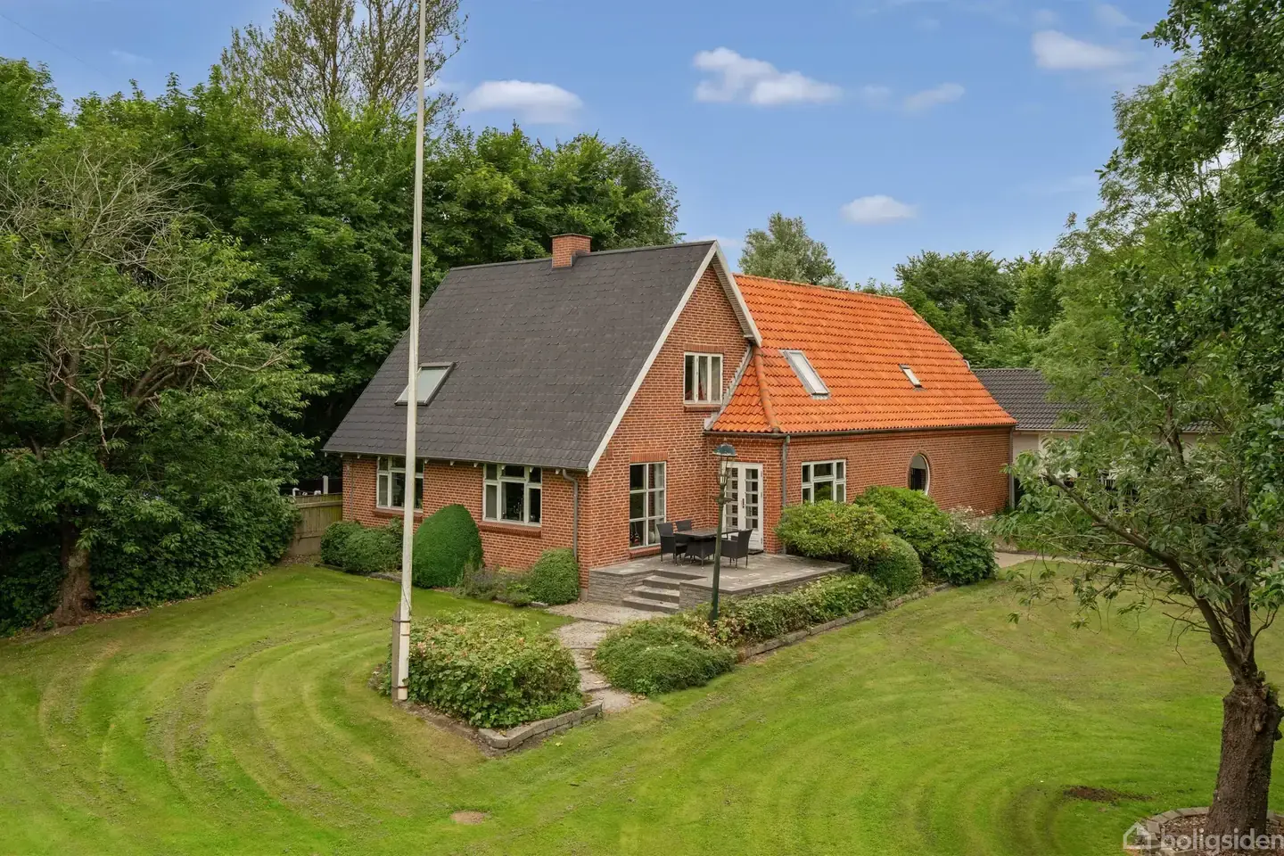 Villa på Tarp Byvej 8, 6715 Esbjerg N