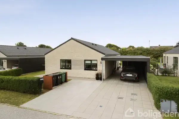 Villa på Strandbjerggårdparken 6, 7600 Struer