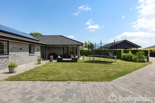 Villa på Nymarken 10, 4130 Viby Sjælland
