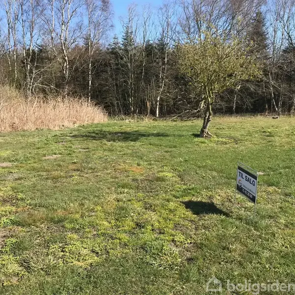 Helårsgrund på Fyrrekrogen 28, 6760 Ribe