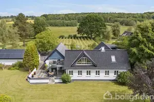Landejendom på Bundgarnet 121, 4780 Stege