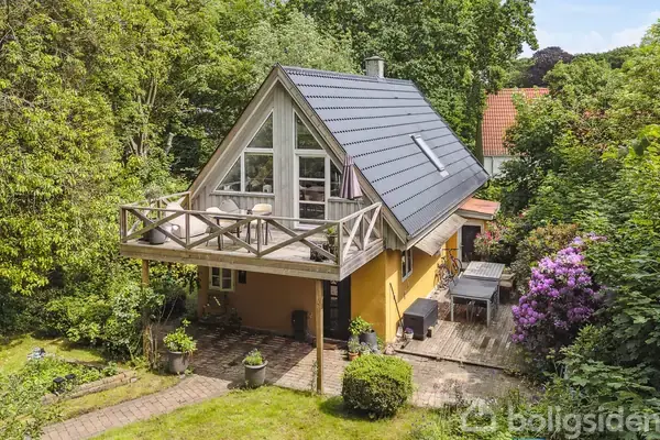 Villa på Stationsstien 15, 8541 Skødstrup