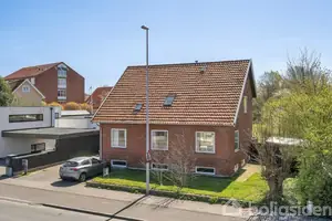 Villa på Strandby Kirkevej 222, 6700 Esbjerg