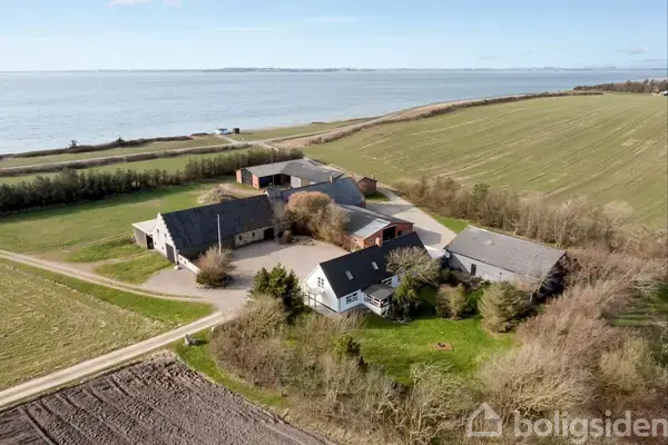 Landejendom på Hanstholmvej 10, 7900 Nykøbing M