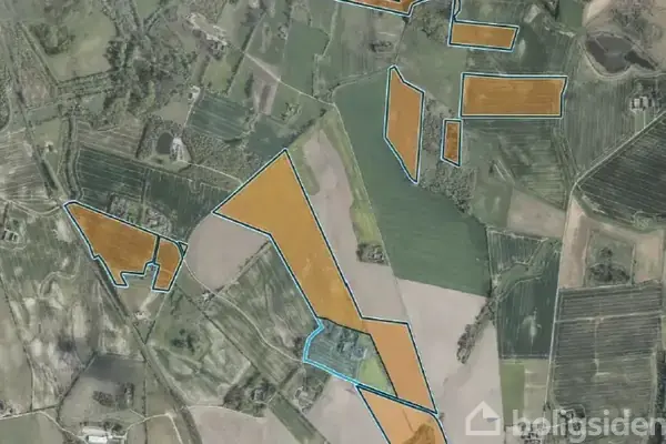 Planteavlsgård/-jord på Grumstrupvej 15, 8732 Hovedgård