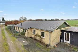 Villa på Hovvejen 13, Skjoldelev, 8471 Sabro