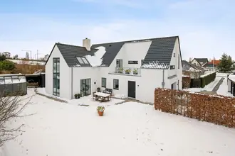 Villa på Jacob Adelborgs Allé 4B, 8240 Risskov
