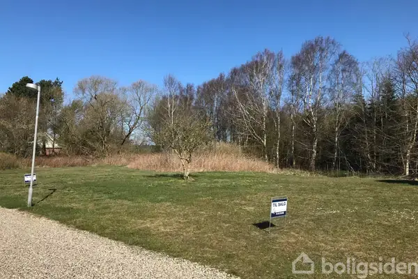 Helårsgrund på Fyrrekrogen 26, 6760 Ribe