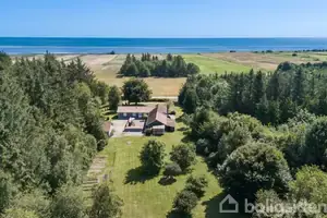 Villa på Østkystvejen 402, 9300 Sæby