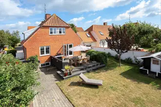 Villa på Ndr. Strandvej 25, Nexø, 3730 Nexø