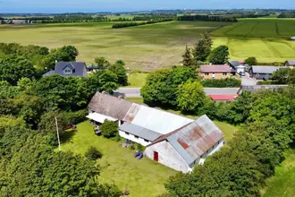 Villa på Løkkensvej 627, Bakholm, 9480 Løkken