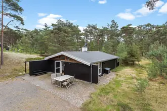 Fritidshus på Harevej 7, Poulsker, 3730 Nexø