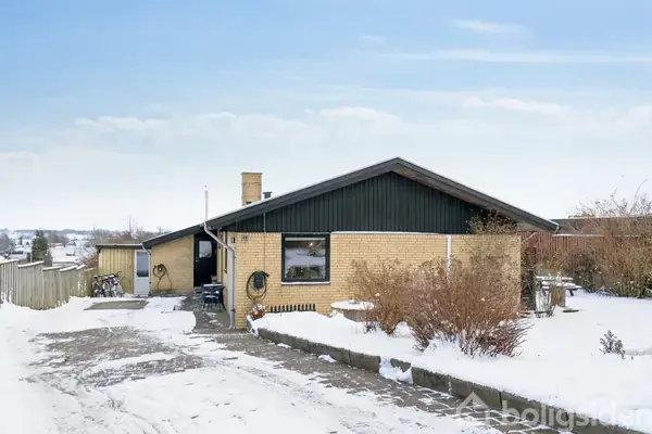 Villa på Kornbakken 26, 4070 Kirke Hyllinge