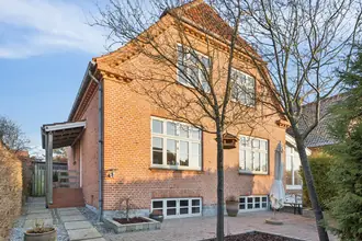 Villa på Holmegårdsvej 18, 3400 Hillerød