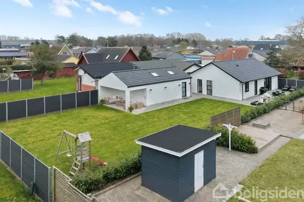 Villa på Strand Allé 30, 5240 Odense NØ