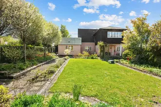 Villa på L E Bruuns Vej 7, 2920 Charlottenlund