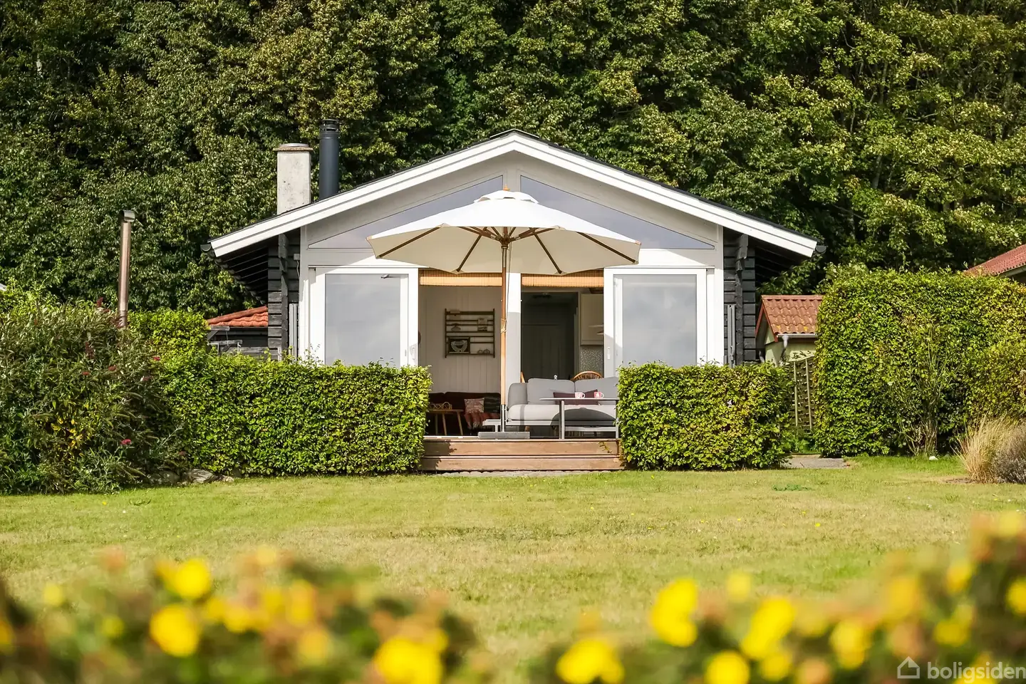 Smukt fristed med havudsigt og anneks