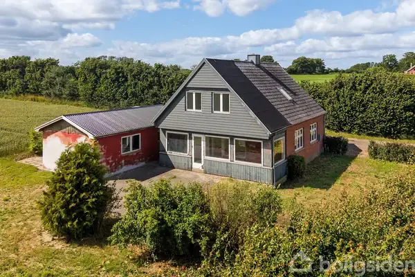 Villa på Hvejselvej 83, 7300 Jelling