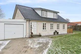 Villa på Grønningen 7, Horn, 8882 Fårvang