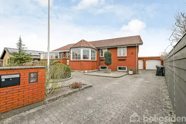 Villa på Kirkegade 5E, 6740 Bramming