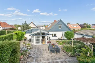 Villa på Katrinevej 2, Fløng, 2640 Hedehusene