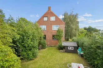 Villalejlighed på Bogholder Allé 1A, th., 2720