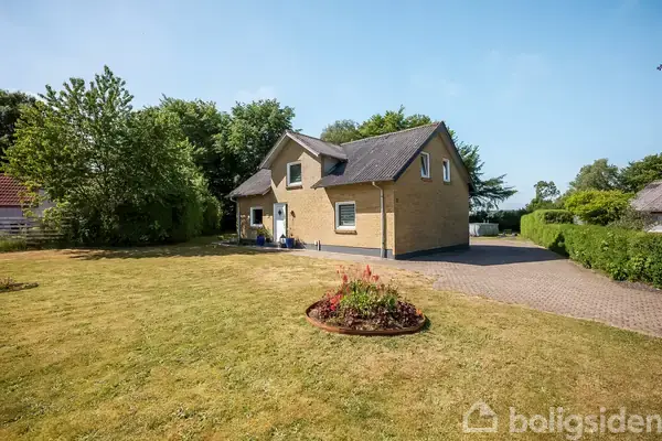 Villa på Bøgevej 1, 7490 Aulum