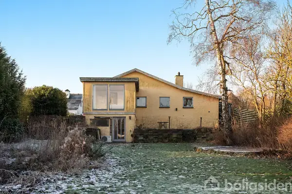 Villa på Tværvej 6, 3400 Hillerød