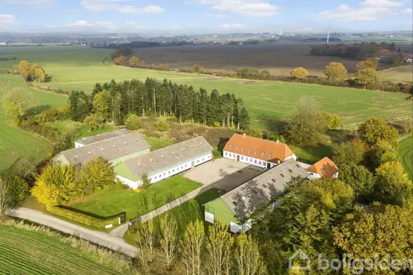 Landejendom på Hanneslundvej 10, 6070 Christiansfeld