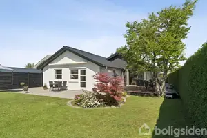 Villa på Violvej 21, 4700 Næstved