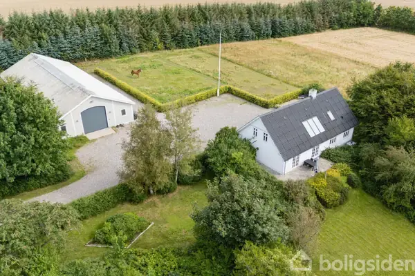 Landejendom på Stagstedvej 45, 9460 Brovst