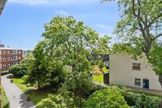 Ejerlejlighed på Clarasvej 1D, 2. 2., 2920 Charlottenlund