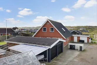 Villa på Karen Brands Vej 138, 6960 Hvide Sande