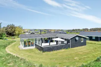 Fritidshus på Hybenvej 18, Lyngby, 9480 Løkken