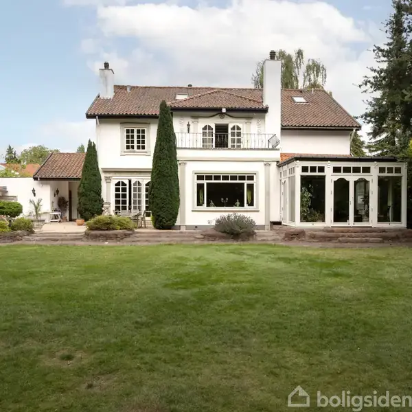 Villa på Valeursvej 13, 2900 Hellerup