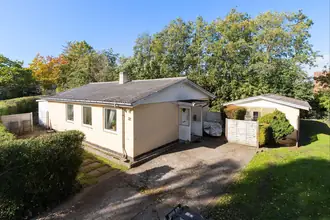Villa på Risdalsvej 32, 8260 Viby J