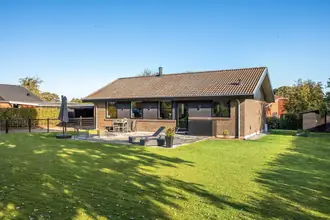 Villa på Bannestrupparken 66, Tvis, 7500 Holstebro