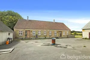 Landejendom på Aarsvej 55, 9670 Løgstør