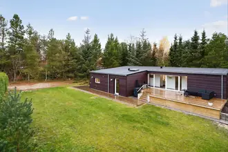 Fritidshus på Koralvej 4, Hou, 9370 Hals