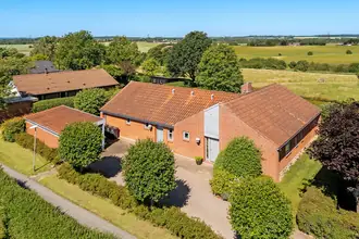Villa på Kronborgvej 23, 8381 Tilst