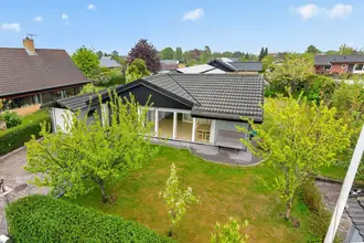 Villa på Klokkertoften 8, Ledøje, 2765 Smørum