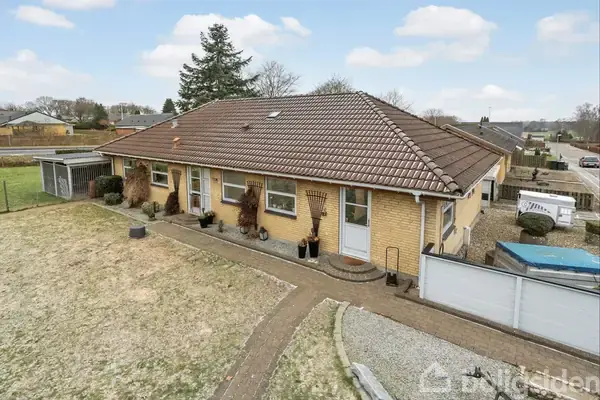 Villa på Violvej 1, 8766 Nørre Snede