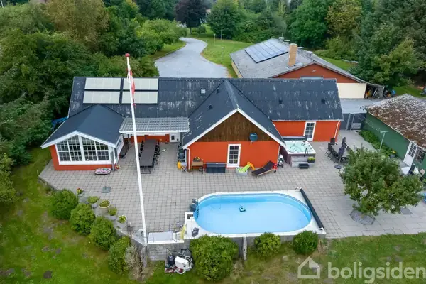 Villa på Trangetvej 355, 9830 Tårs